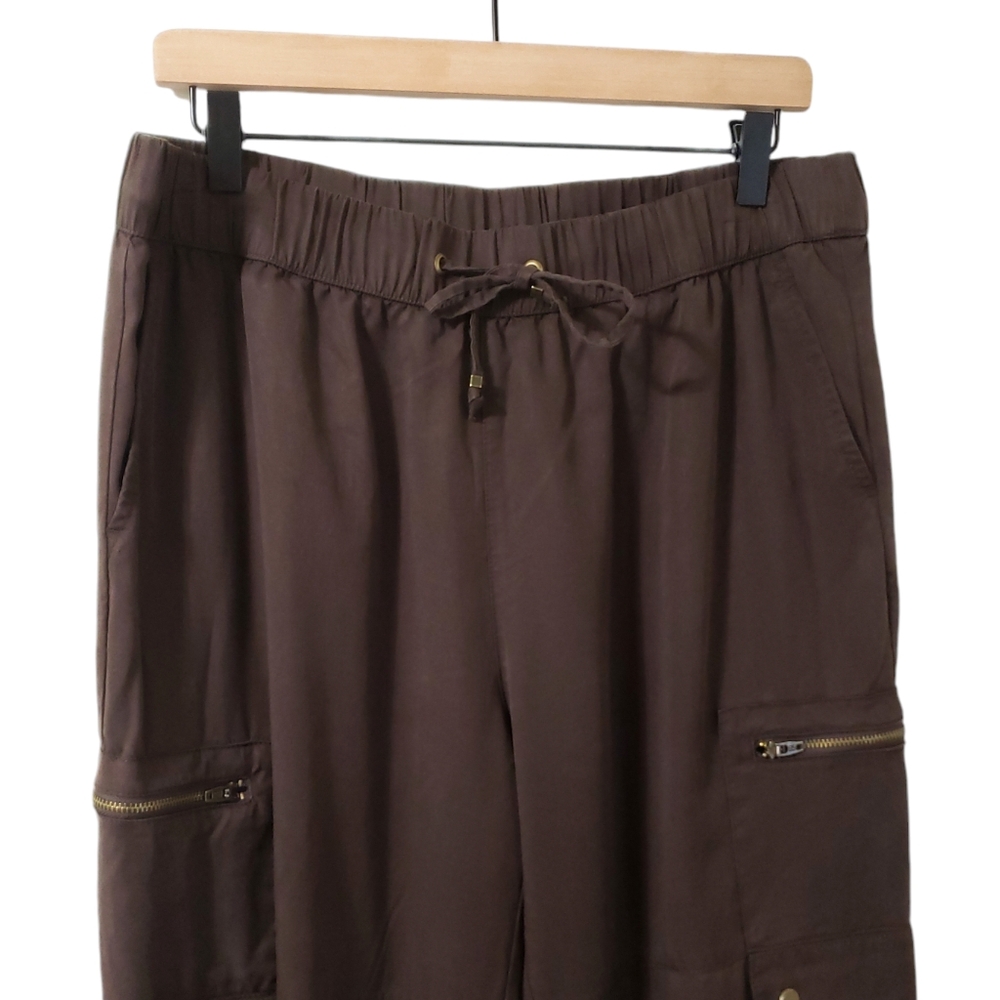 Banana Republic Soft Tencel Cargo Jogger Pants Dark Oak Brown Sz Large 536089 - Picture 4 of 14